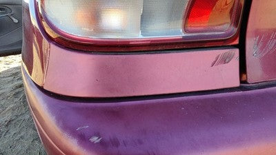 1997 Ford Aspire Driver Left Rear Moulding On Quarter Panel Oem E5 Red