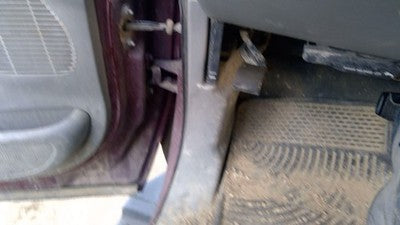2006 F350 Super Duty Driver Left Lower Kick Trim Panel Oem Gray