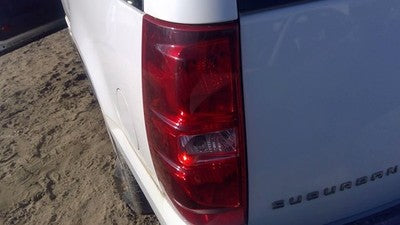 2007-2014 Chevy Suburban Driver Left Tail Light Oem Brake Lamp Rear 22837923