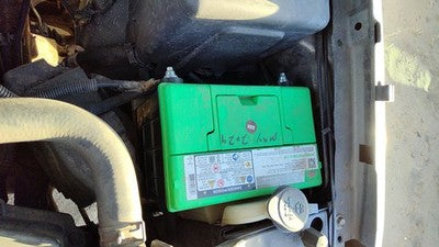 2000-2006 Chevy Suburban Complete Battery Box Mount Tray With Hold Down Oem 5.3L