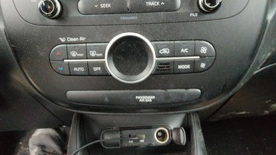 2017-2019 Kia Soul Temperature Control Module In Dash Heater Ac Head Unit Oem