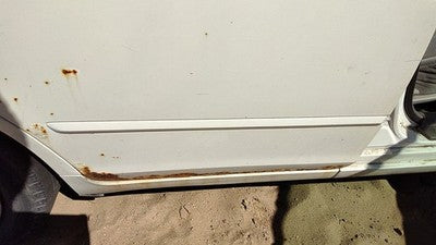 03 Altima Passenger Right Rear Moulding From Door Oem Back Trim Strip White Qx3