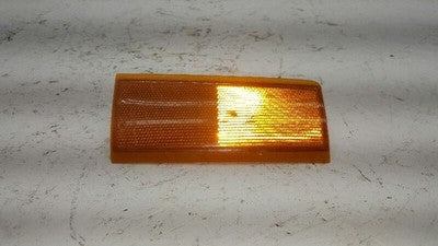 1994-2000 Chevy Silverado 2500 Passenger Corner/Park Light Side Marker 05977460