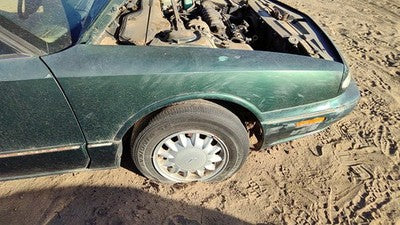 1996-1999 Olds 88 Passenger Right Front Fender Oem Green 25620748