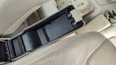 1999 Cadillac Deville Center Console Arm Rest Assembly 2 Piece Oem 152 Neutral