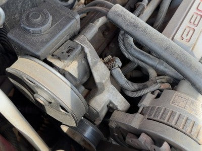1988 Olds 88 Power Steering Pump With Mount Bracket Oem 3.8L