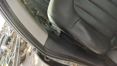 2000-2004 Chrysler 300M Passenger Right Front Seat Belt Retractor Shoulder Black