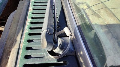 1984 Jeep Grand Wagoneer Driver Left Windshield Wiper Arm Oem Blade Lever