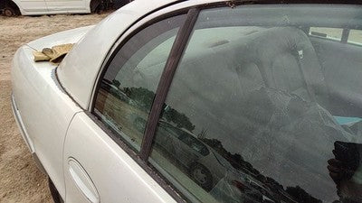 97-05 Buick Park Ave Passenger Right Rear Vent Window Back Door Glass With Frame