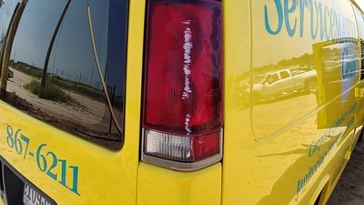 2000-02 Express Van 2500 Passenger Right Tail Light Oem Brake Lamp Rear 19153085