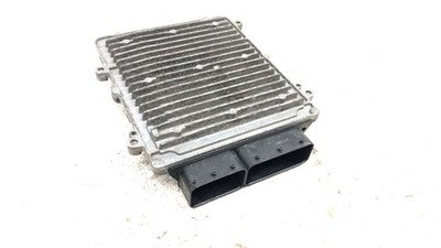 13-15 Mercedes C300 Electronic Control Module Computer Ecm Ecu 3.5L 2769004900