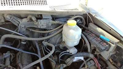 2002-2005 Jeep Liberty Power Brake Booster With Master Cylinder Pair Set Oem