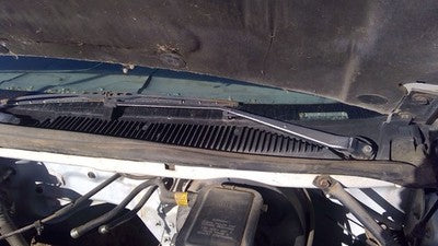 1994 Chevy Caprice Driver Left Windshield Wiper Arm Oem Blade Lever
