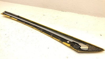 04 Chevy Cavalier Passenger Right Rear Moulding On Quarter Panel Oem Yellow 34U