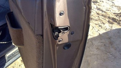 1995 Chevy Astro Passenger Right Front Door Latch With Rods/Cables Oem