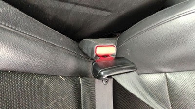 2016 17 Hyundai Tucson Driver Left Front Seat Belt Buckle Receiver Oem Black Try