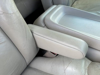 2000-2002 Chevy Suburban Passenger Right Front Arm Rest Side Seat Oem Tan 52I
