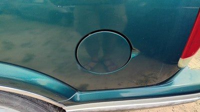 1996-2005 S10 Blazer Fuel Tank Door With Hinge Gas Lid Oem Filler Green 15023050