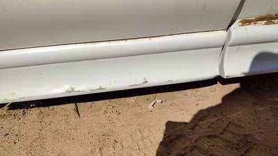 07 Uplander Passenger Right Rear Lower Moulding From Door Oem Back White 50U