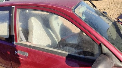 1994-1997 Ford Aspire Passenger Right Front Side Window Door Glass Oem