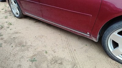 08-12 Malibu Passenger Right Lower Rocker Panel Moulding Side Skirt Red 80U