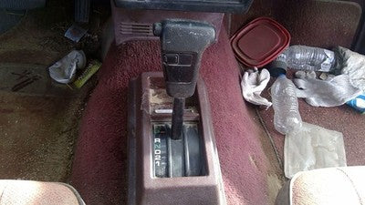 1992 Nissan Hardbody Floor Shifter Lever Assembly Automatic Transmission 4X2