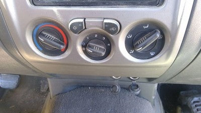 04-12 Chevy Colorado Temperature Control Module In Dash Heater Ac Head Unit C60