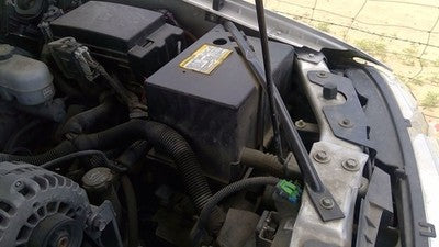 2004-2007 Buick Rainier Complete Battery Box Mount Tray With Hold Down Oem 5.3L
