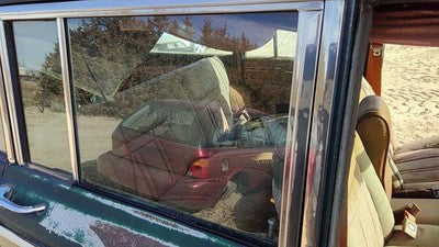 1984-1991 Jeep Grand Wagoneer Passenger Right Rear Side Window Door Glass Back