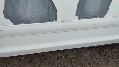 98-08 Ford Crown Vic Passenger Right Front Moulding From Door Trim Strip White