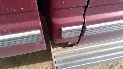 1988 Gmc Sierra 2500 Passenger Right Rear Moulding On Quarter Panel Oem Cab