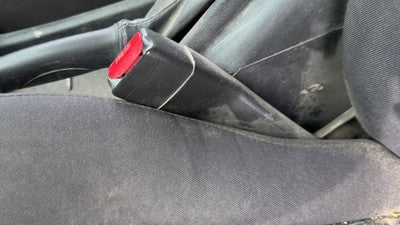 2003-2007 Saturn Ion Driver Left Front Seat Belt Buckle Receiver Oem Black 19E
