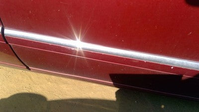 95-02 Eldorado Passenger Right Front Moulding From Door Trim Strip Crimson 86U