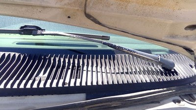 1992-1993 Ford Van E150 Driver Left Windshield Wiper Arm Oem Blade Lever