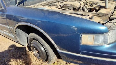 1988-1991 Olds Cutlass Cierra Passenger Right Front Fender Oem Blue 12398096