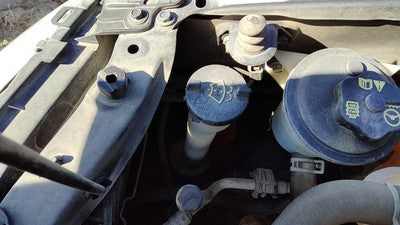 2001-2007 Ford Escape Windshield Washer Fluid Reservoir With Pump Oem Wiper Tank