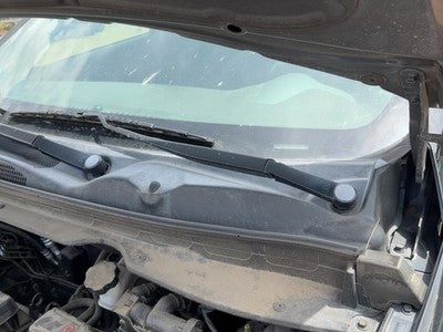2011-2016 Kia Sportage Driver Left Windshield Wiper Arm Oem Blade Lever