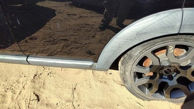 05-09 Land Rover Lr3 Driver Left Rear Moulding From Door Back Trim Strip Black