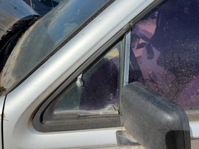 88-93 Isuzu Pup Driver Left Front Vent Window Small Door Glass With Frame Oem