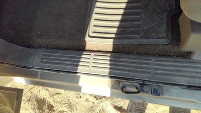 2004 Silverado 1500 Driver Left Lower Sill Step Moulding Trim Panel Extended Cab