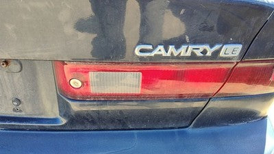 1997-1999 Toyota Camry Passenger Right Inner Tail Light Brake Lamp Oem Rear