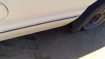 1993 Ford Van E150 Driver Left Rear Moulding On Quarter Panel Oem