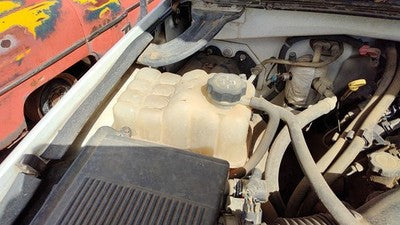 99-04 Chevy Silverado 1500 Coolant Reservoir Radiator Overflow Tank Bottle Oem