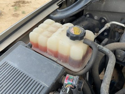00-04 Chevy Suburban Coolant Reservoir Radiator Overflow Tank Bottle Oem 5.3L