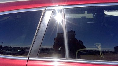 10-14 Outback Passenger Right Rear Vent Window Small Back Door Glass With Frame