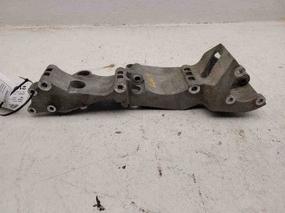 2001 Vw Beetle 1.8L Turbo Alternator Bracket Oem 06A903143p