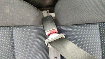 2004-2005 Mazda 3 Driver Left Front Seat Belt Buckle Receiver Oem Bp5 Black