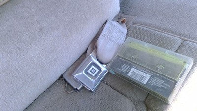 1985 Olds 88 Passenger Right Front Seat Belt Buckle Female Receiver Oem Tan