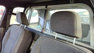 2003-2005 Ford Crown Vic Pair Of Front Headrests Oem Left Right Set Seat
