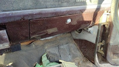 1983 Gmc Sierra C3500 Glove Box Assembly Complete Door With Latch Oem Red
